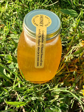 Load image into Gallery viewer, Pure &amp; Raw Local Clover Honey
